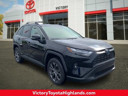 Used 2023 Toyota RAV4 XLE Premium AWD/4WD image 1