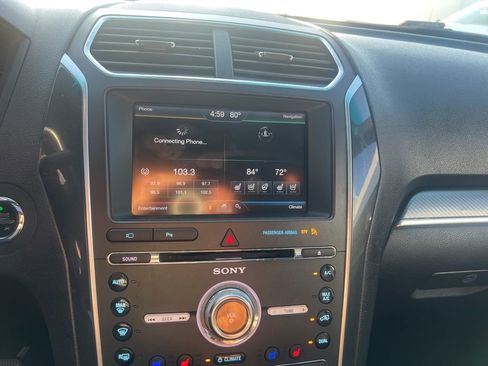 Used 2016 Ford Explorer Sport w/ Equipment Group 401A image 12