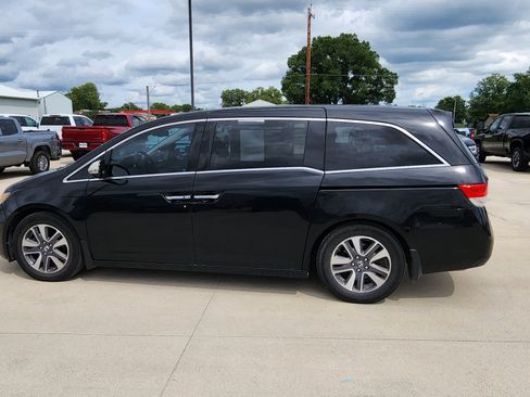 Used 2014 Honda Odyssey Touring image 6