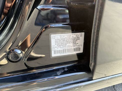 Used 2018 Nissan Sentra SV FWD image 15