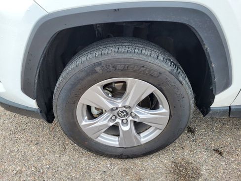 Certified 2025 Toyota RAV4 XLE image 24