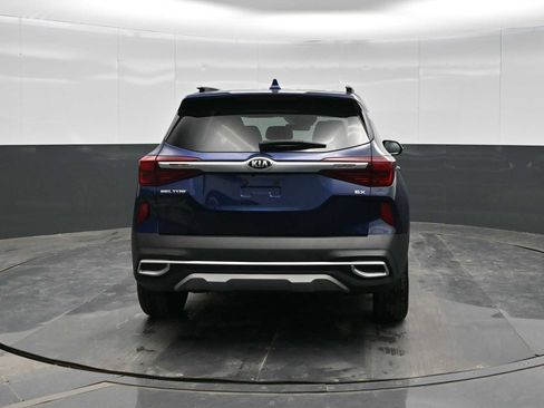 Used 2021 Kia Seltos EX image 6
