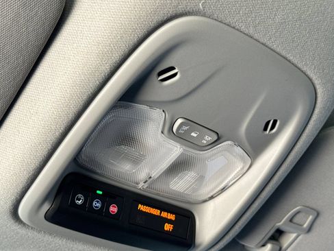 Used 2023 Chevrolet Bolt LT w/ Infotainment Package FWD image 24