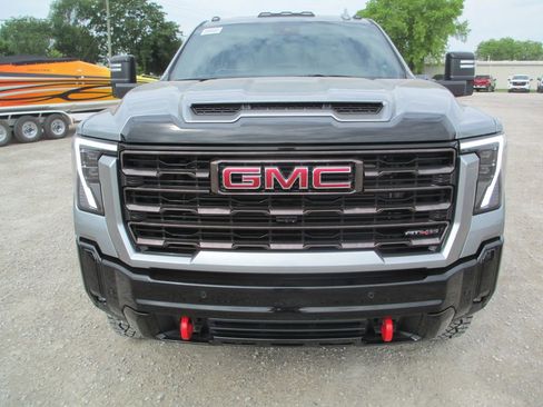 New 2026 GMC Sierra 2500 AT4X AWD/4WD image 12