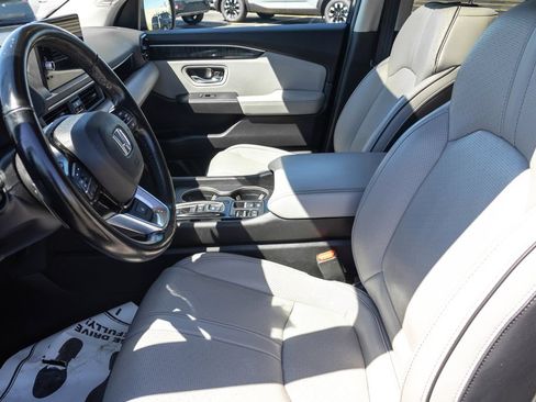 Used 2023 Honda Pilot Elite image 12