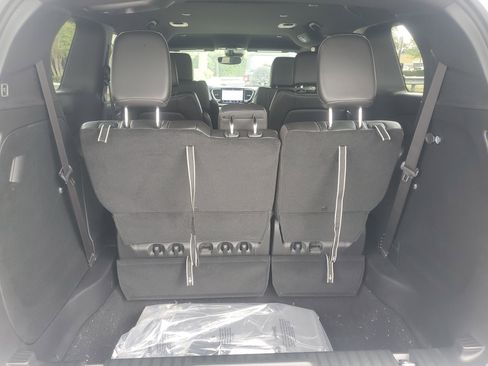 New 2026 Chrysler Pacifica Select FWD image 7