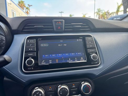 Used 2025 Nissan Versa SV FWD image 20