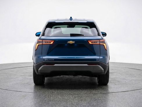 Used 2025 Chevrolet Equinox LT FWD image 7