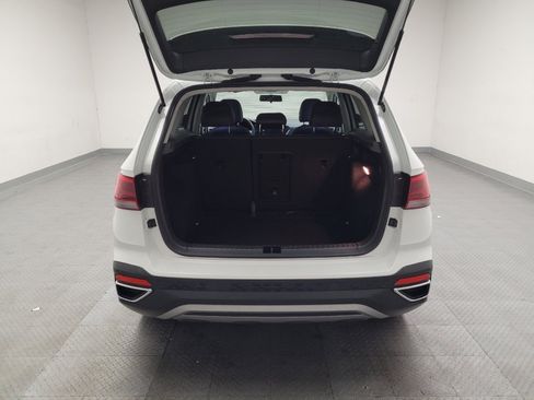 Used 2022 Volkswagen Taos SE image 29