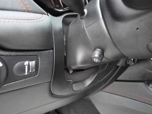 Certified 2024 Dodge Durango R/T image 30