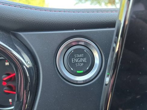 Used 2025 Chevrolet Blazer RS AWD/4WD image 19