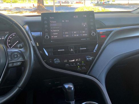 Used 2024 Toyota Camry XSE image 6