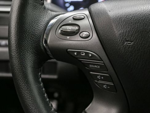 Used 2020 Nissan Murano SV image 32