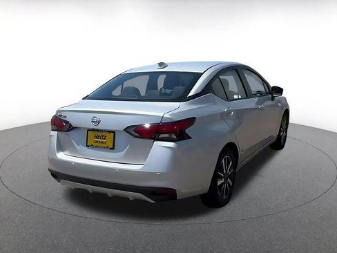 Used 2025 Nissan Versa SV FWD image 14