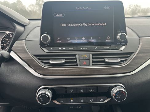 Used 2023 Nissan Altima 2.5 SV image 28