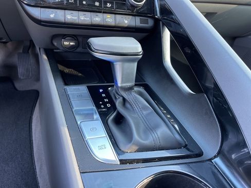 Certified 2025 Hyundai Elantra SEL w/ Cargo Package image 14