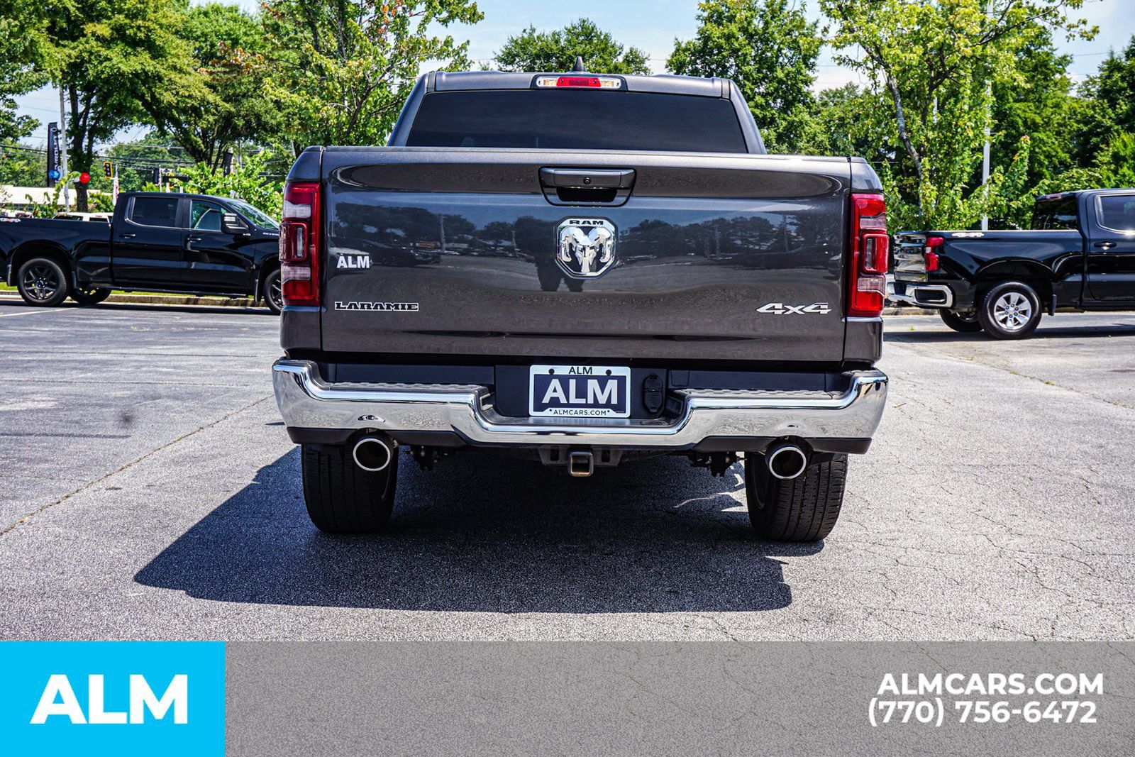 Used 2024 RAM 1500 Laramie AWD/4WD image 12