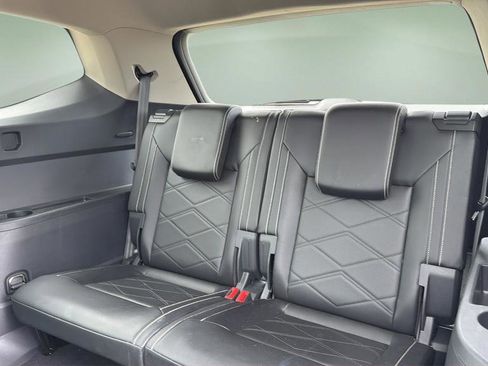 Used 2024 Volkswagen Atlas SE image 20