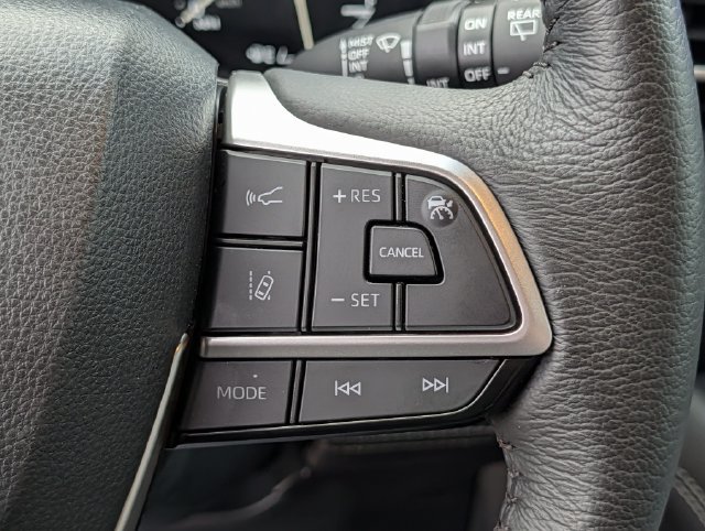 Certified 2026 Toyota Sienna XLE FWD image 20