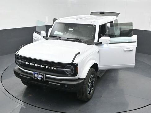 New 2025 Ford Bronco Outer Banks image 26