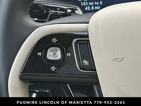 New 2026 Lincoln Corsair Premiere image 25