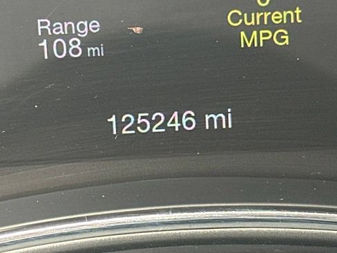 Used 2019 Jeep Grand Cherokee Limited w/ Luxury Group II AWD/4WD image 25