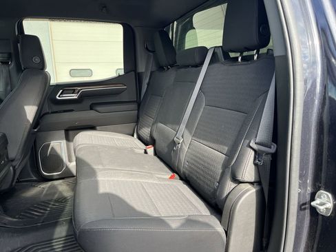 Used 2022 Chevrolet Silverado 1500 RST AWD/4WD image 23