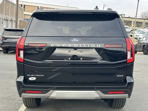New 2025 Ford Expedition Max Platinum w/ Platinum Ultimate Package image 8