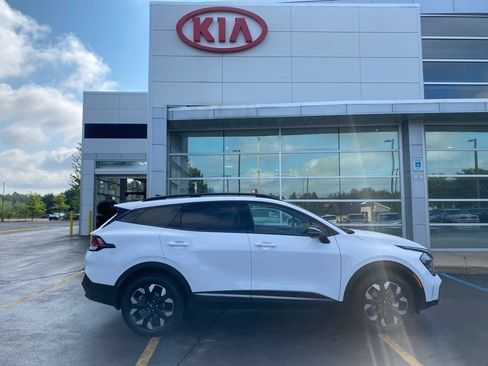 Used 2024 Kia Sportage X-Line w/ X-Line Premium Package AWD/4WD image 2
