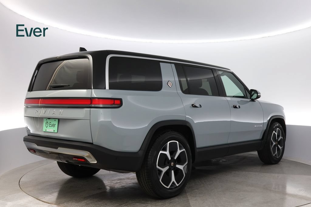Used 2024 Rivian R1S Adventure Dual AWD/4WD image 3