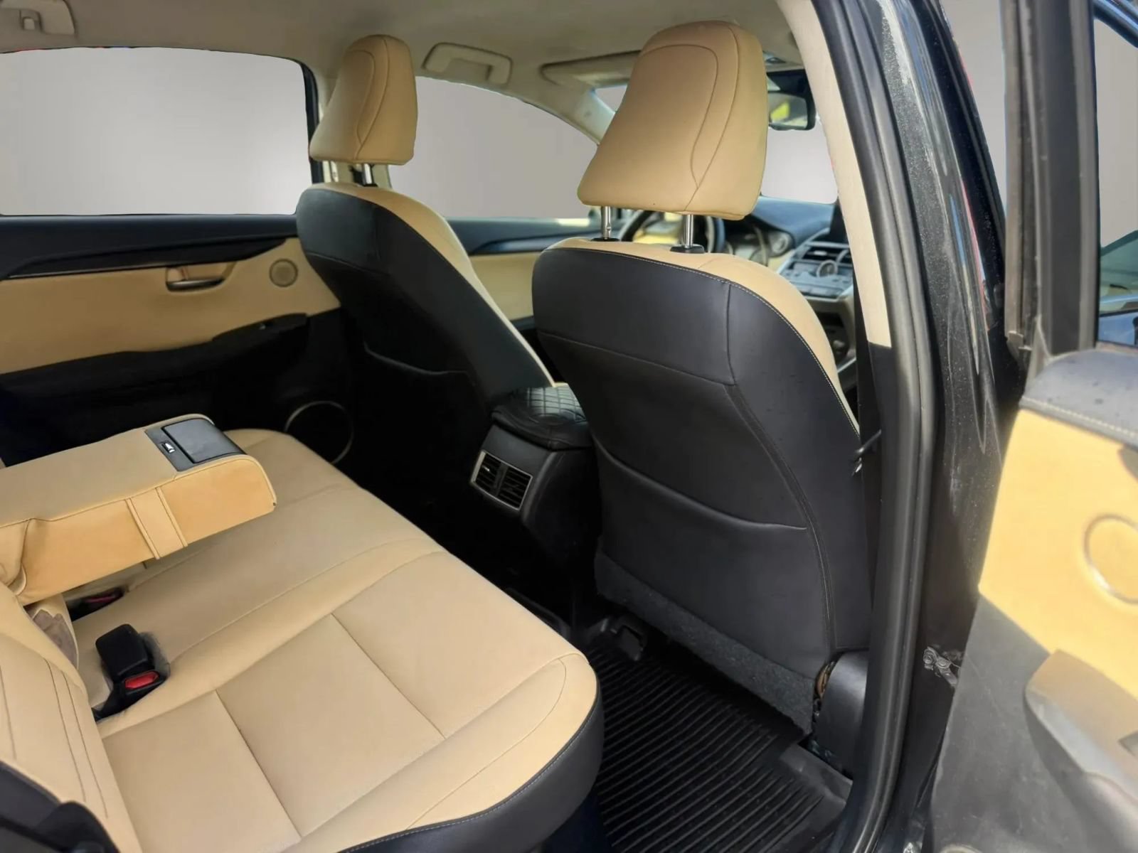 Used 2019 Lexus NX 300 FWD image 41