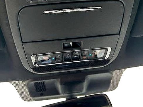 New 2025 Ford F350 Lariat w/ Lariat Ultimate Package AWD/4WD image 24