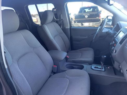 Used 2021 Nissan Frontier SV image 29