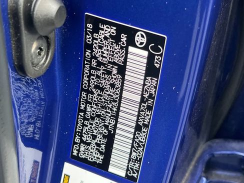 Used 2018 Toyota Camry LE image 30