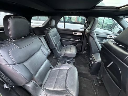 Used 2020 Ford Explorer ST w/ Premium Technology Package image 21