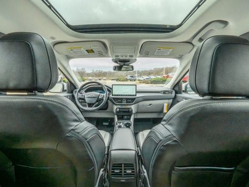 New 2026 Ford Escape Platinum w/ Premium Technology Package image 19