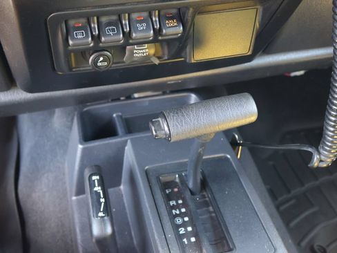 Used 2006 Jeep Wrangler Unlimited Rubicon AWD/4WD image 13