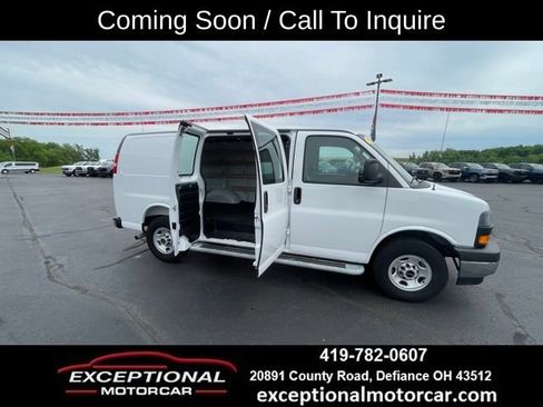 Used 2025 GMC Savana 2500 w/ Driver Convenience Package RWD image 12