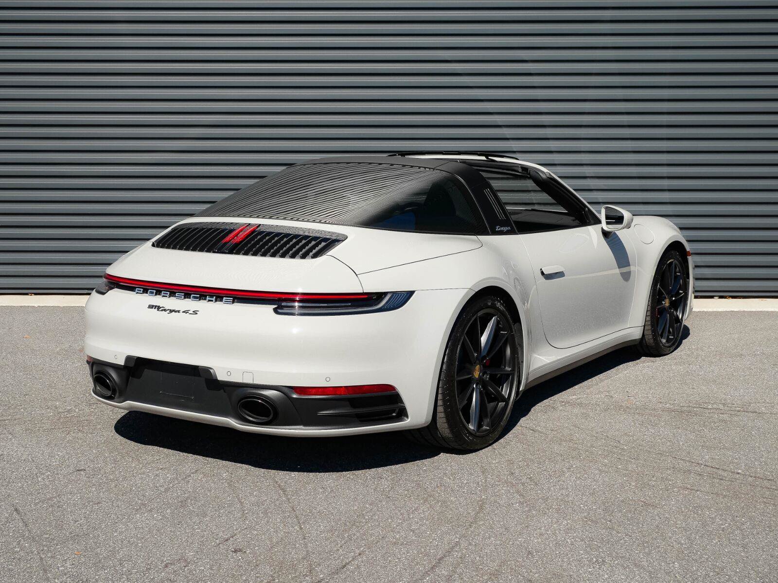 Certified 2021 Porsche 911 AWD/4WD image 22