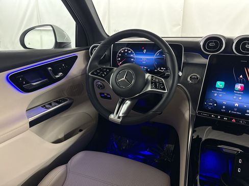 Certified 2025 Mercedes-Benz GLC 350e 4MATIC image 29