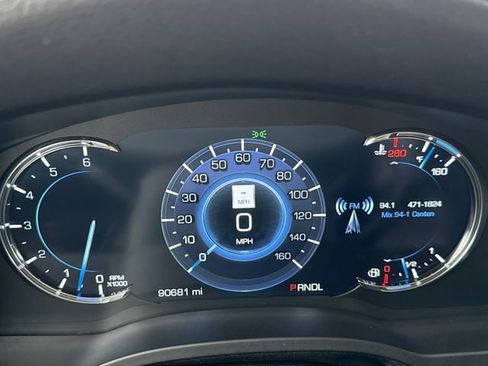 Used 2018 Cadillac Escalade ESV Luxury image 17