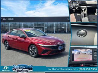 Certified 2025 Hyundai Elantra Sport w/ Cargo Package FWD 360° Tour