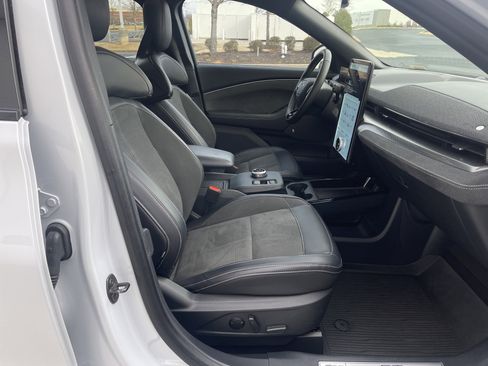 Used 2022 Ford Mustang Mach-E GT w/ GT Performance Edition image 31