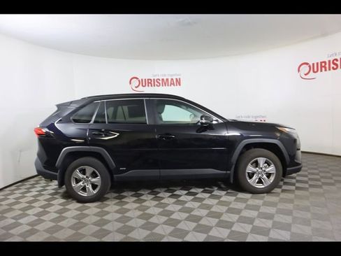 Used 2024 Toyota RAV4 XLE w/ Convenience Package image 11