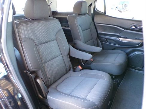 Used 2021 GMC Acadia SLE w/ Driver Convenience Package FWD image 22