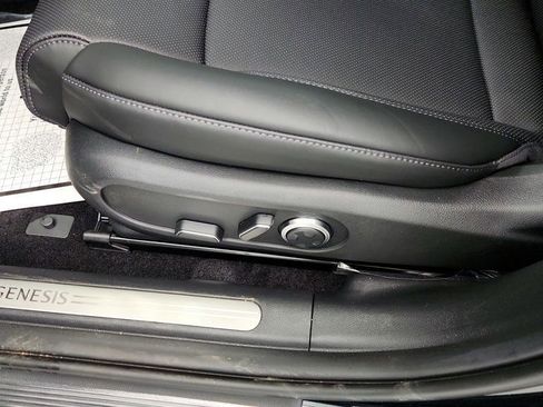 Used 2026 Genesis GV60 AWD image 12