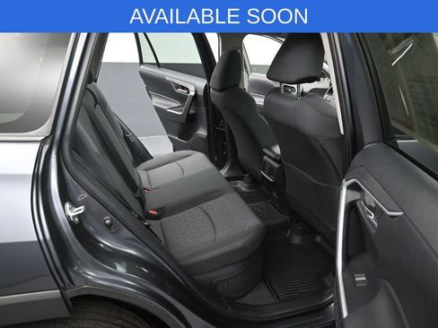 Used 2022 Toyota RAV4 XLE w/ Convenience Package AWD/4WD image 32