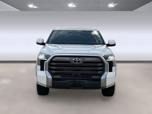 Used 2022 Toyota Tundra Limited w/ Power Package AWD/4WD image 6