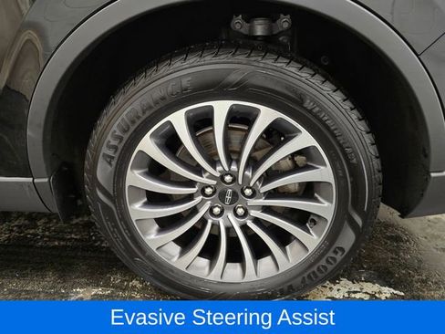 Used 2021 Lincoln Aviator Reserve w/ Equipment Group 201A image 11