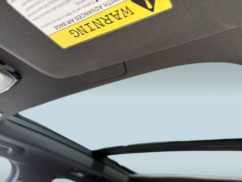 New 2026 Volvo XC90 B6 Plus w/ Protection Package Premier image 32